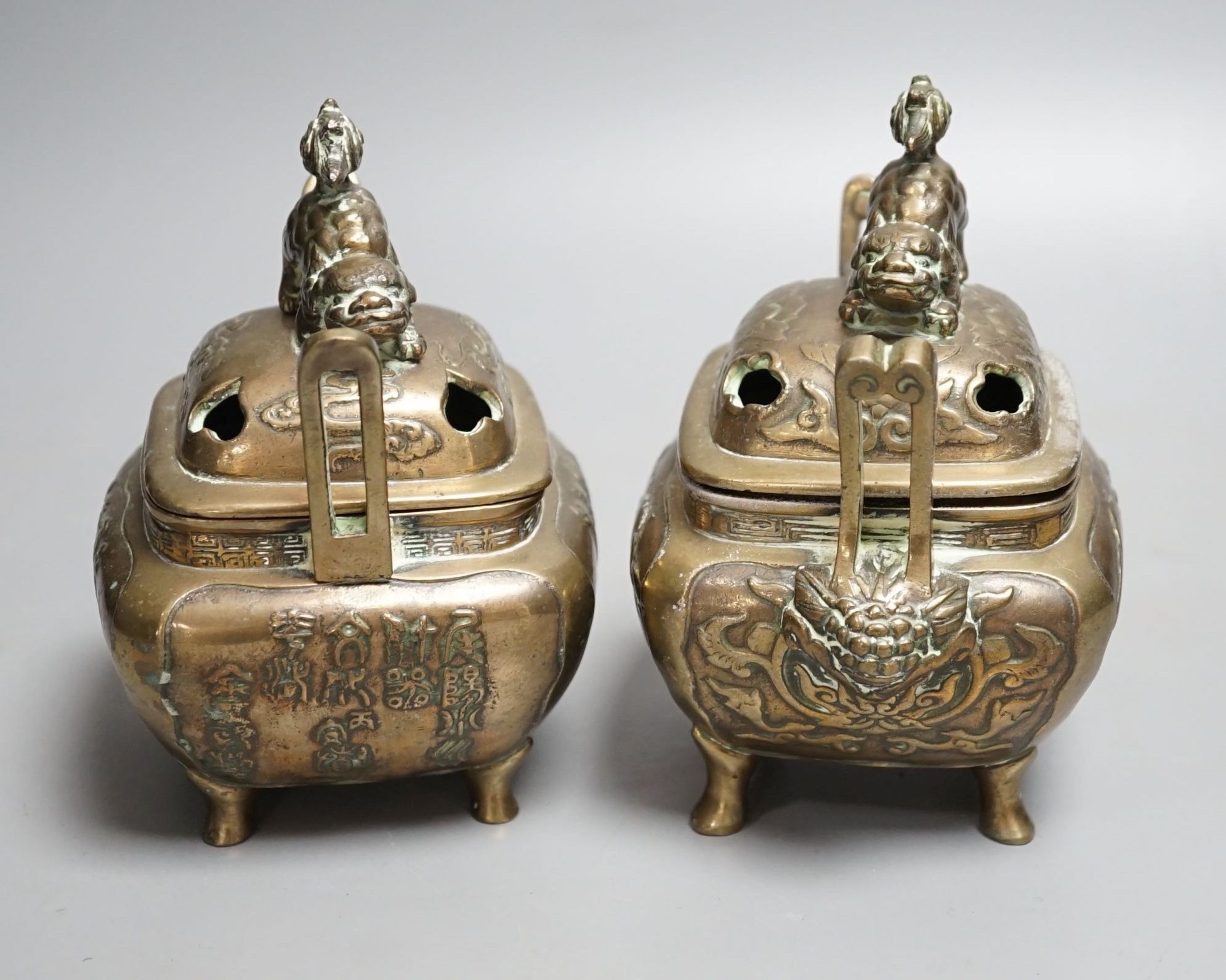 A pair of Japanese bronze censers and covers, with apocryphal Xuande marks 13cm